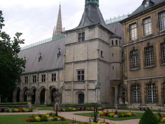  Musée lorrain, côté jardin.